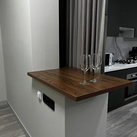 Lux В Жк K7-Family Рядом Аэропорт Apartment Atyrau Exterior photo